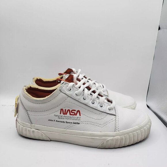 Vans Old Skool x NASA Space Voyager VN0A38G1UP9 size women’s 5.5 Brand New - Picture 3 of 10